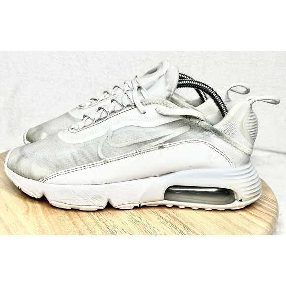Nike Air Max 2090 Men's  White Sneakers Shoes - BV9977-100‎ Size 8.5 - Picture 1 of 6